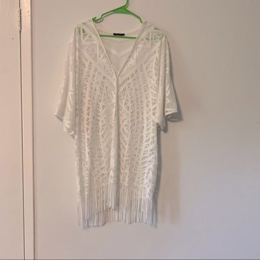 ALBERTO MAKALI White Crochet Bohemian Kimono